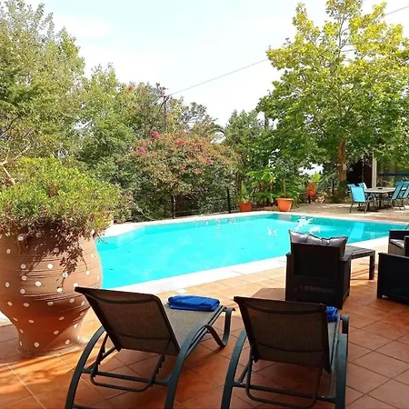 Oceanis Villa Katelios